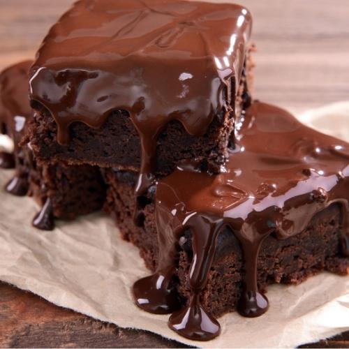 Fudge Cake with Chocolate Sauce